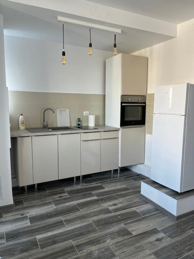 קונסטנצה Ari Apartment Bulevardul Mamaia מראה חיצוני תמונה